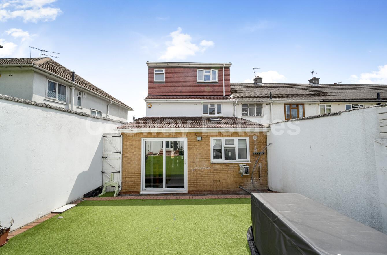 Fairmead Crescent, Edgware
